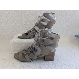 Simply Vera Wang Strappy Heel Women's Size 8 Beige Lace up Sandal Shoes